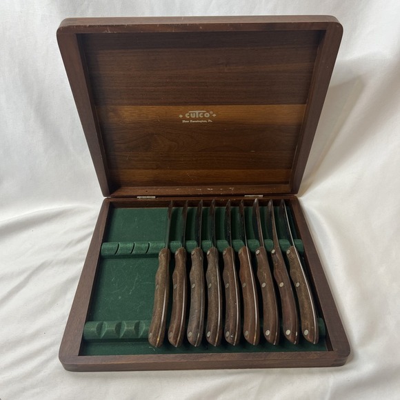 Cutco No 1059 Set of 9 Steak Knives in Wooden Box - Set Is Missing 3‎ - Picture 1 of 8